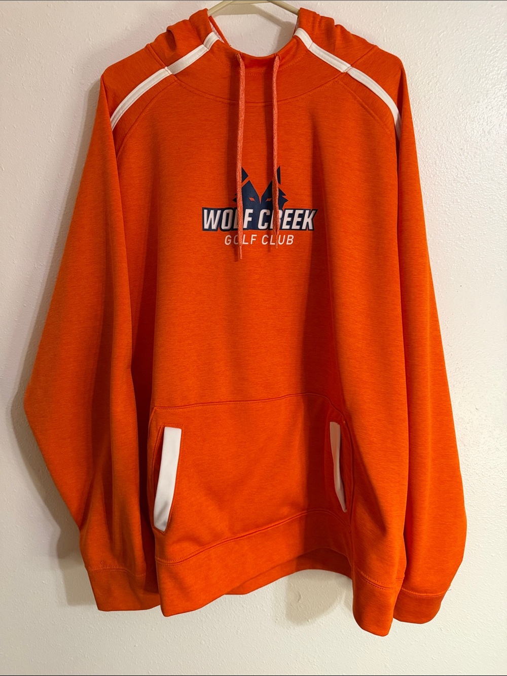 Men’s 2XL wolf creek Golf Club hooded sweatshirt